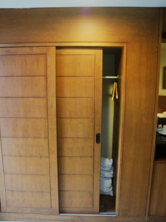 Imperial Hotel Kendari Номер фото